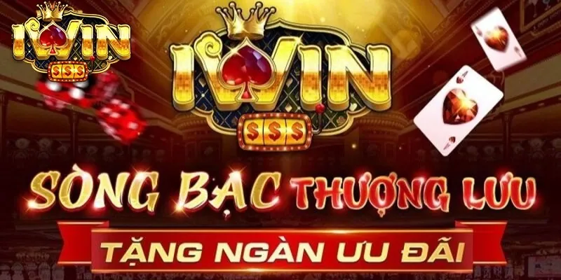 Hình ảnh một người chơi Baccarat đang cân nhắc chiến lược với các lá bài